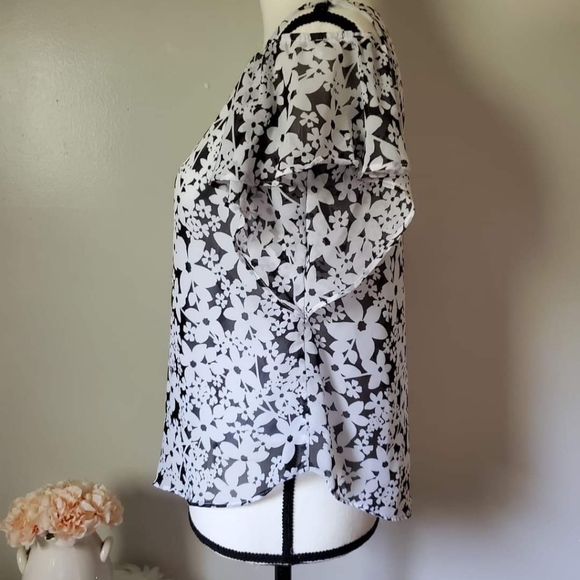 IZ BYER Blouse (Juniors) - Picture 2 of 5